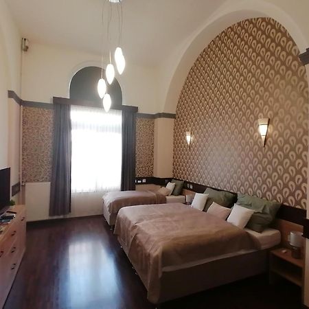 Mohacs Korona Apartman Exterior photo